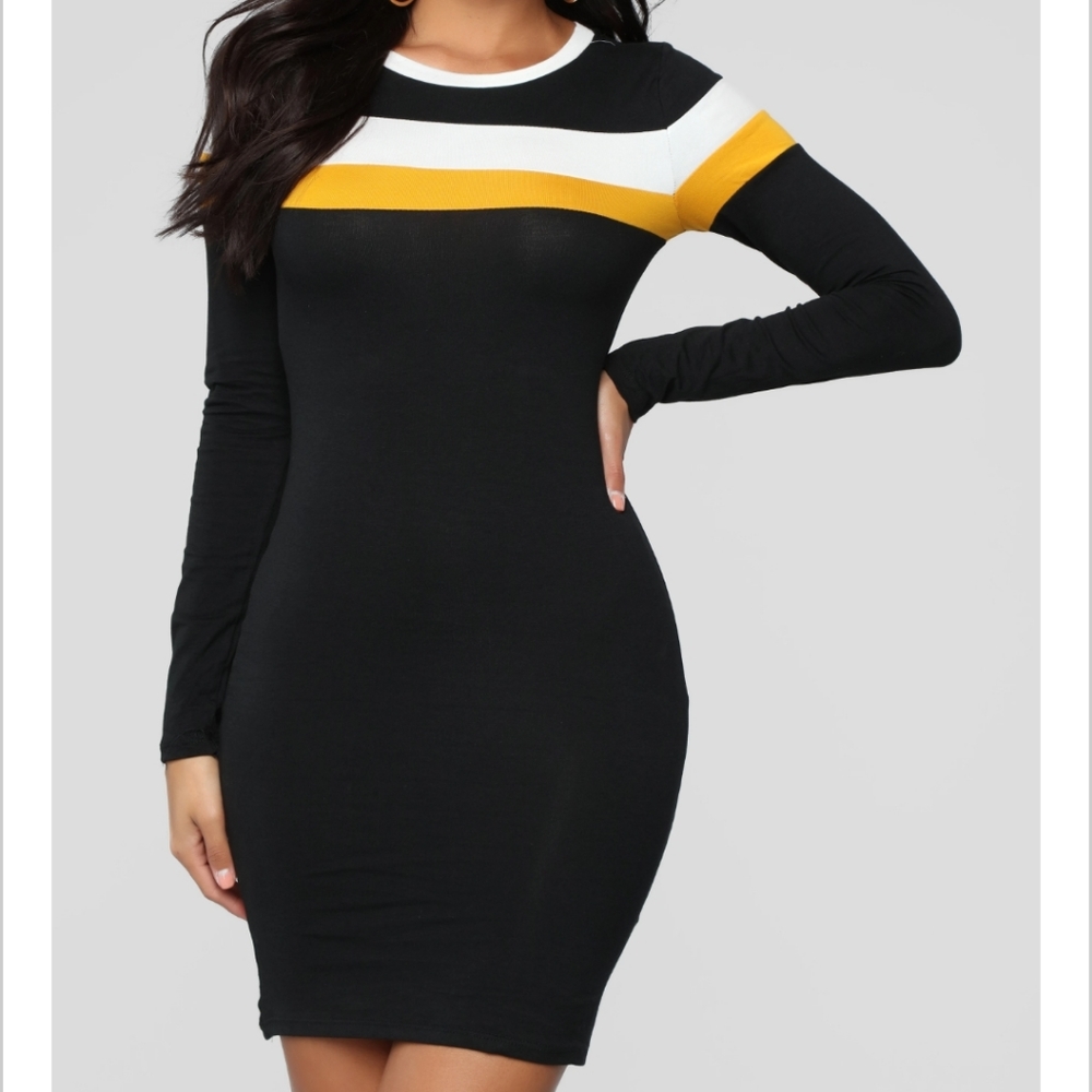 🍇2/$25 Fashion nova color block dress black